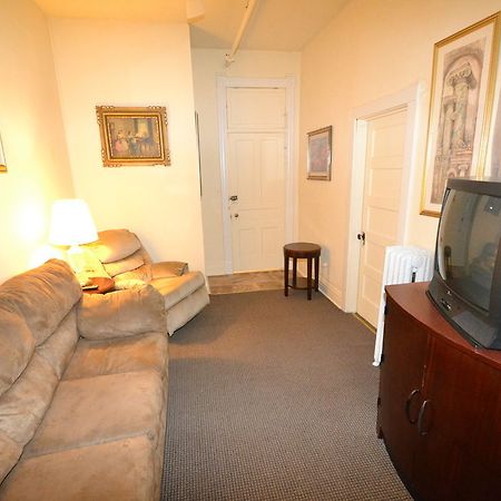 Perfect Stay Inn & Suites Blair Extérieur photo