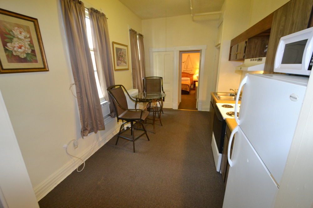 Perfect Stay Inn & Suites Blair Extérieur photo