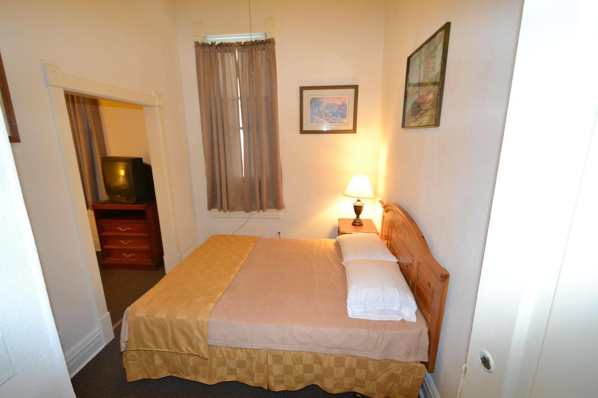 Perfect Stay Inn & Suites Blair Extérieur photo