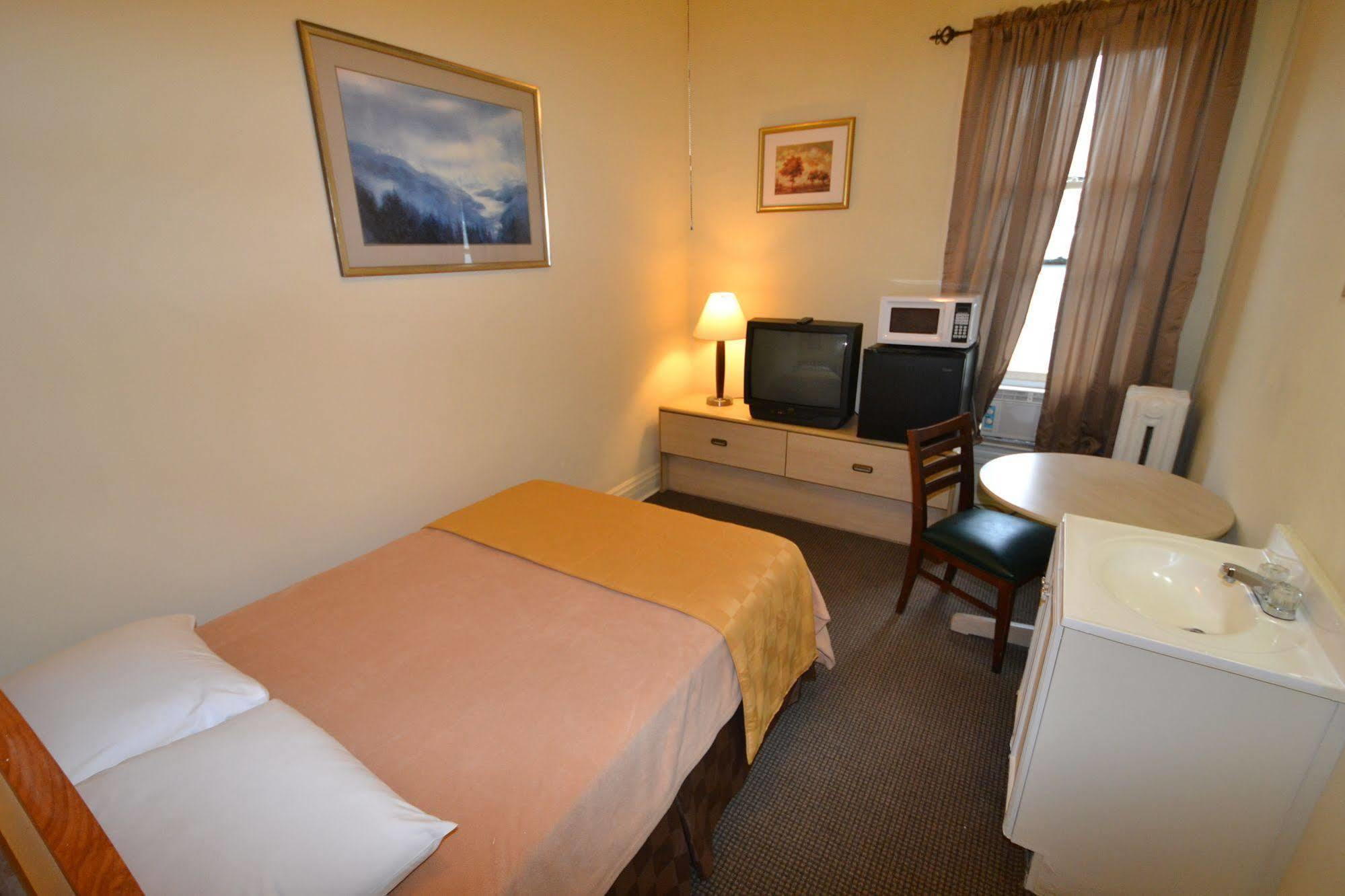 Perfect Stay Inn & Suites Blair Extérieur photo